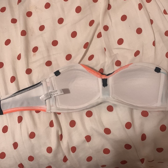 no straps - Picture 2 of 3